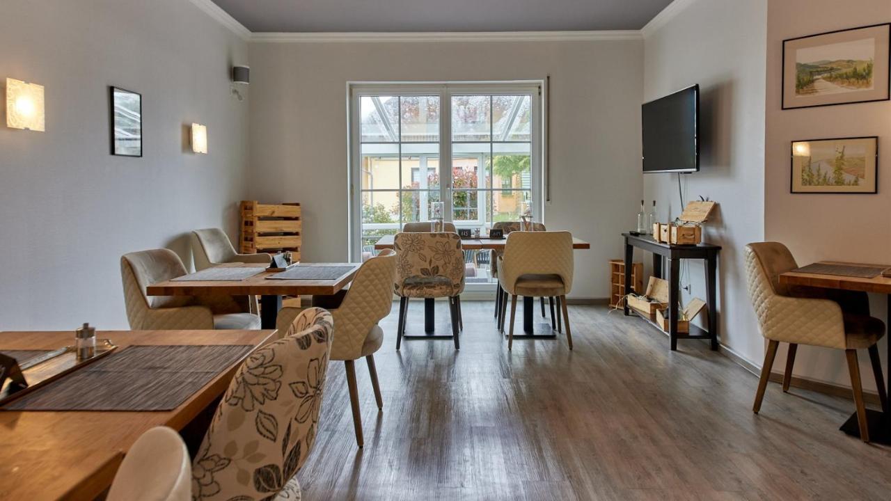 Moselhotel Weinhaus Simon 'sauna'restaurant'eladesaeule Wintrich