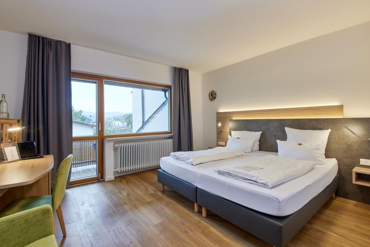 Moselhotel Weinhaus Simon 'sauna'restaurant'eladesaeule Hotel 3*