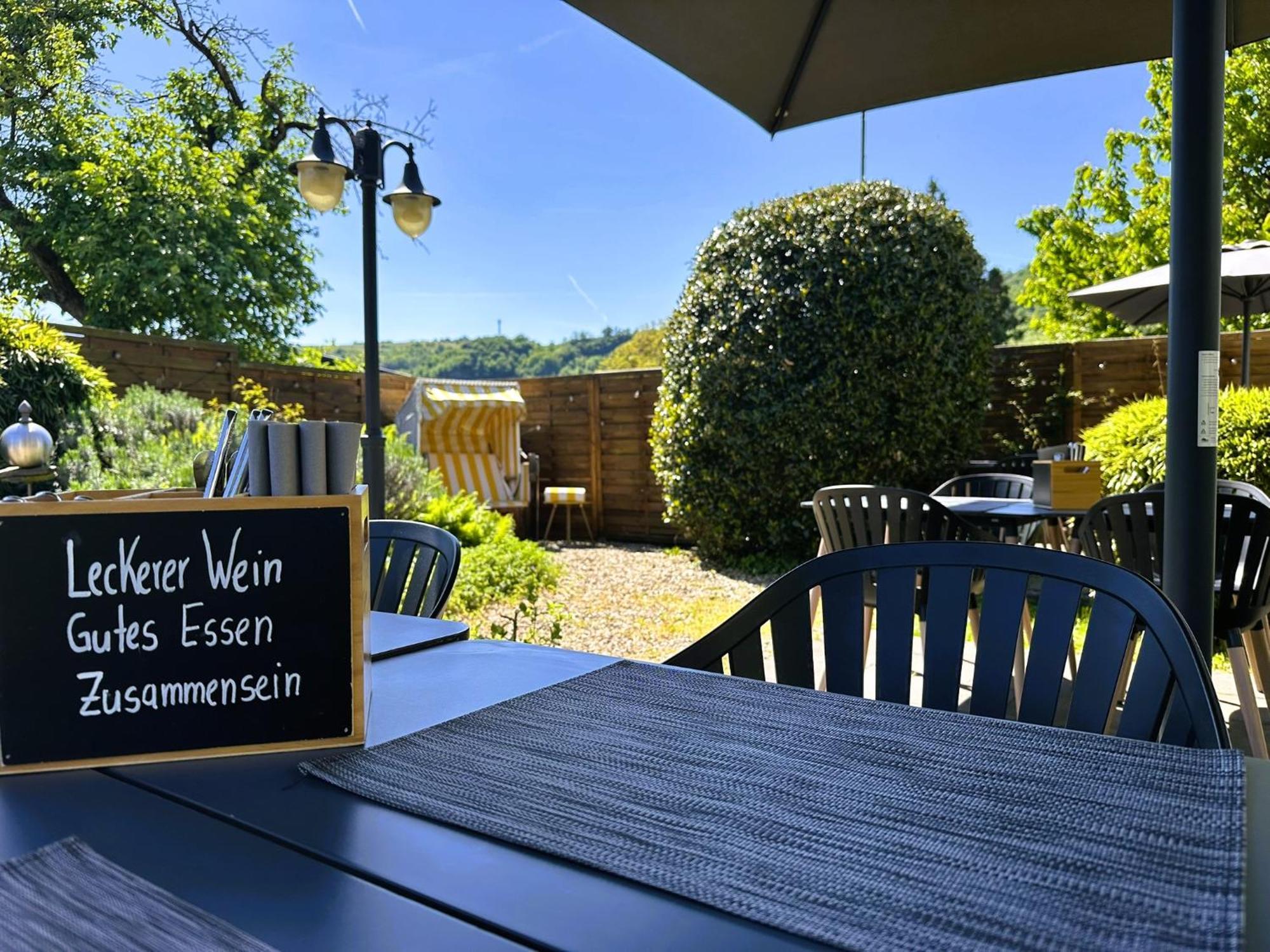 Hotel Moselhotel Weinhaus Simon 'sauna'restaurant'eladesaeule 3*
