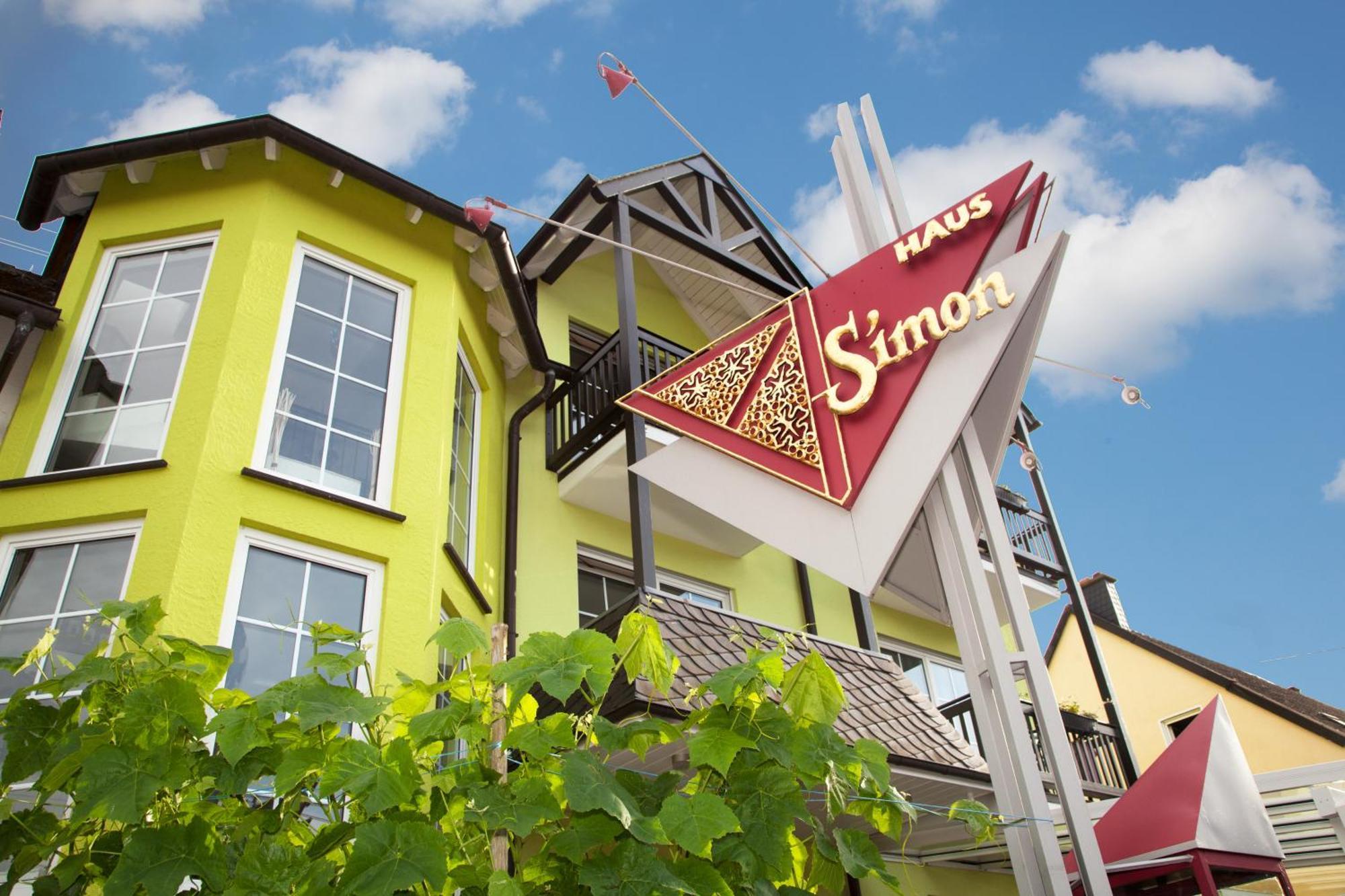Moselhotel Weinhaus Simon 'sauna'restaurant'eladesaeule 3* Wintrich