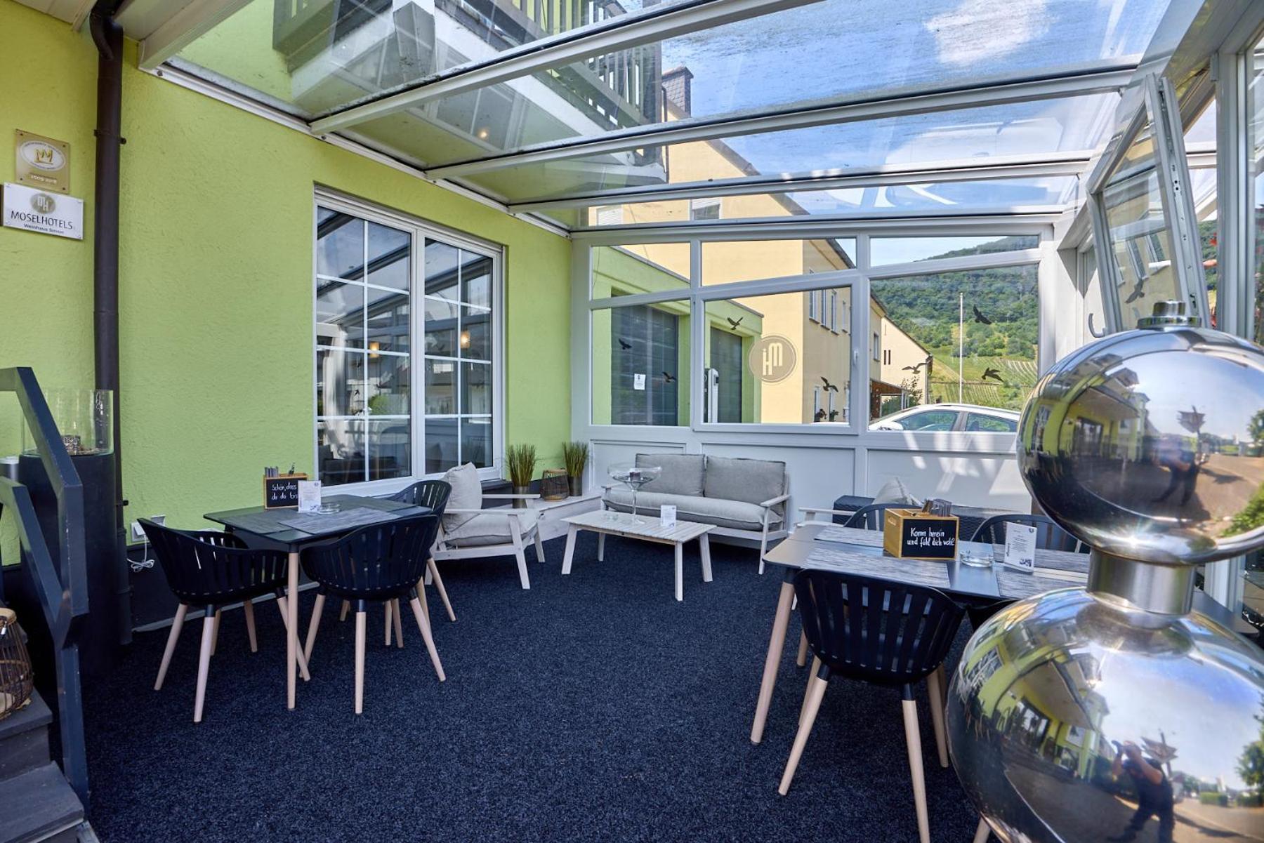 Hotel Moselhotel Weinhaus Simon 'sauna'restaurant'eladesaeule 3*